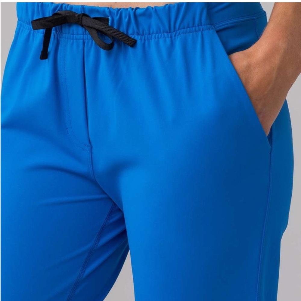 Lululemon Jet Crop Slim Luxtreme Blue Jogger/Trousers